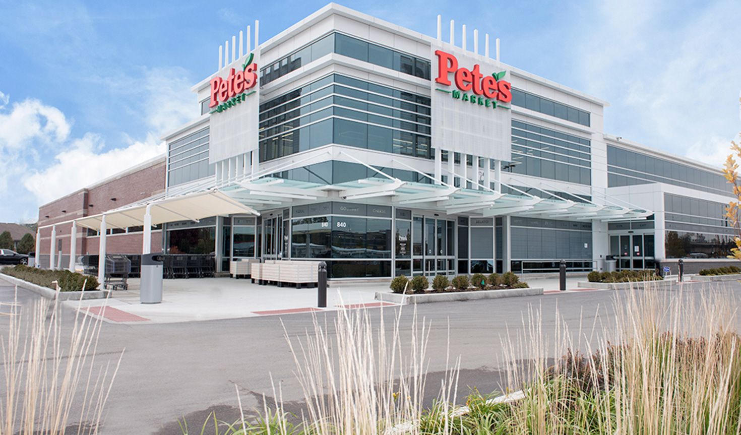 Pete's Market #13 Willowbrook storefront