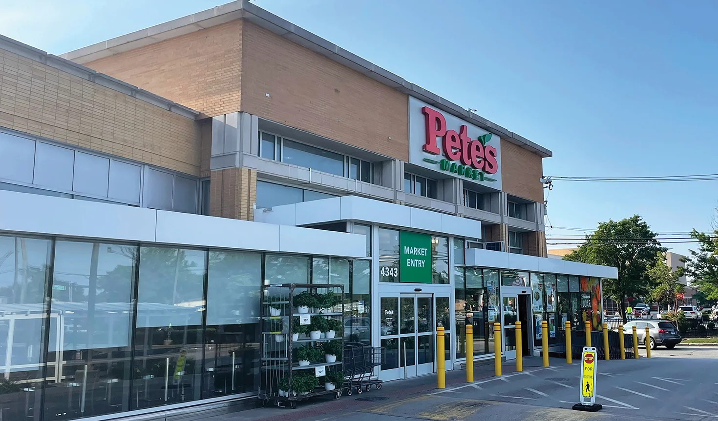 Pete's Market #3 43rd & Pulaski storefront