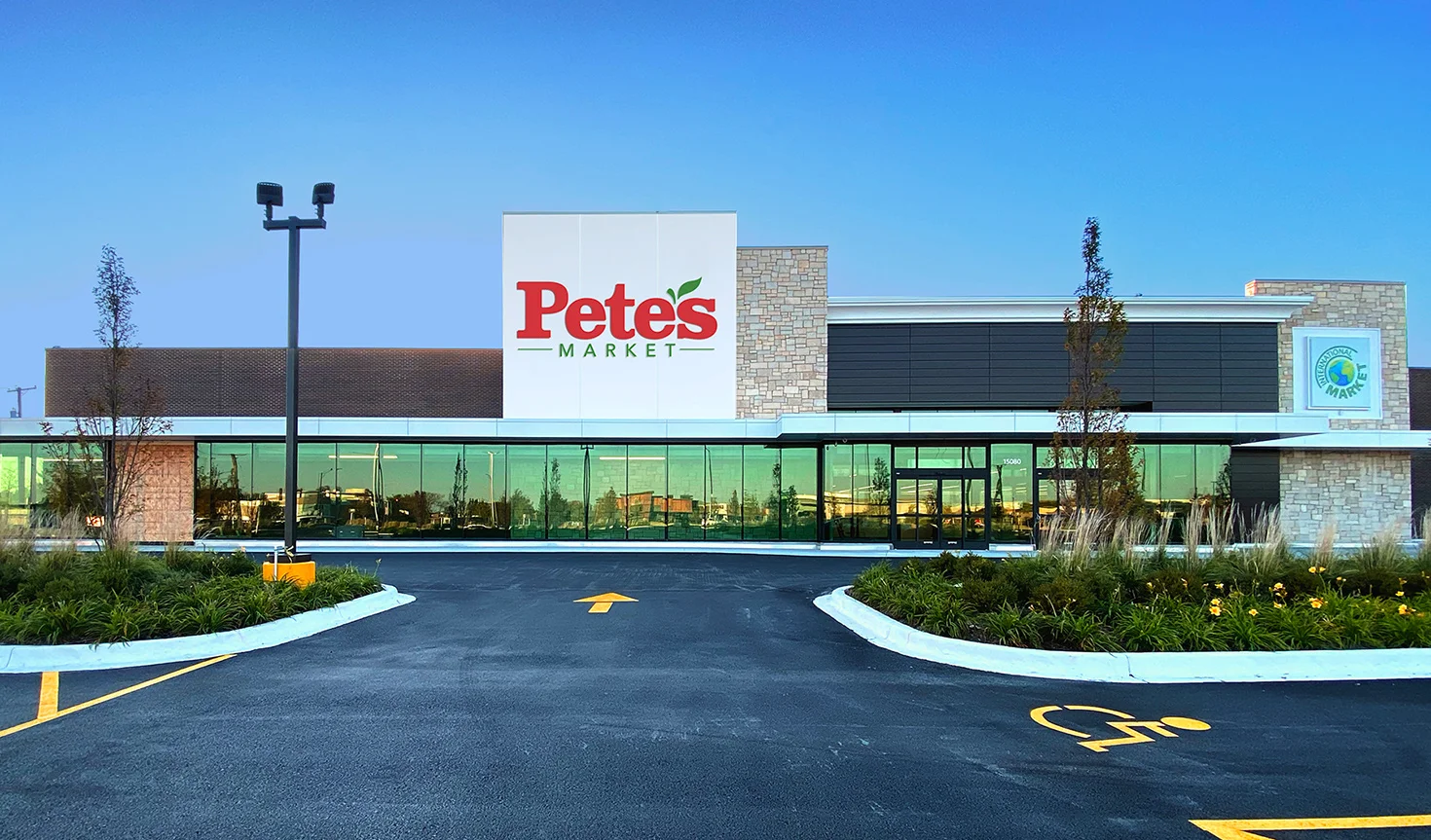 Pete's Market #19 Orland Park storefront