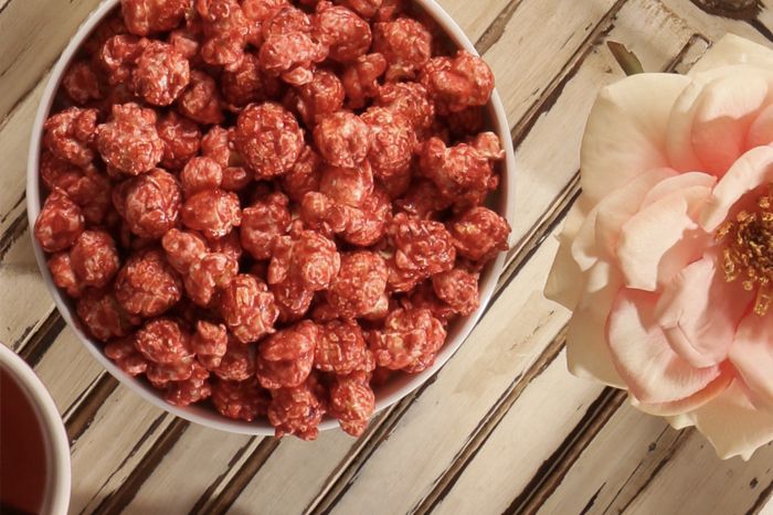 Strawberry Popcorn Garrett Chicago